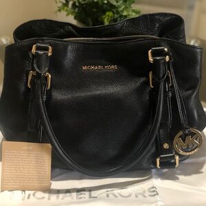 Michael Kors hand/shoulder bag
